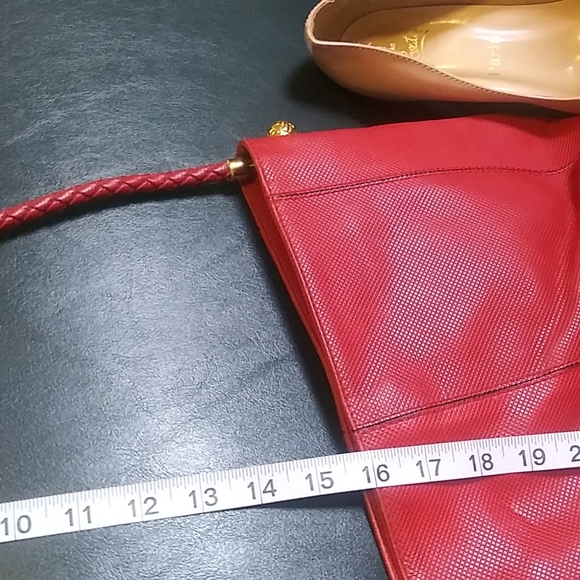 SOLD. 💕Bottega Veneta Red Leather Intrecciato Hobo Bag - Picture 7 of 15